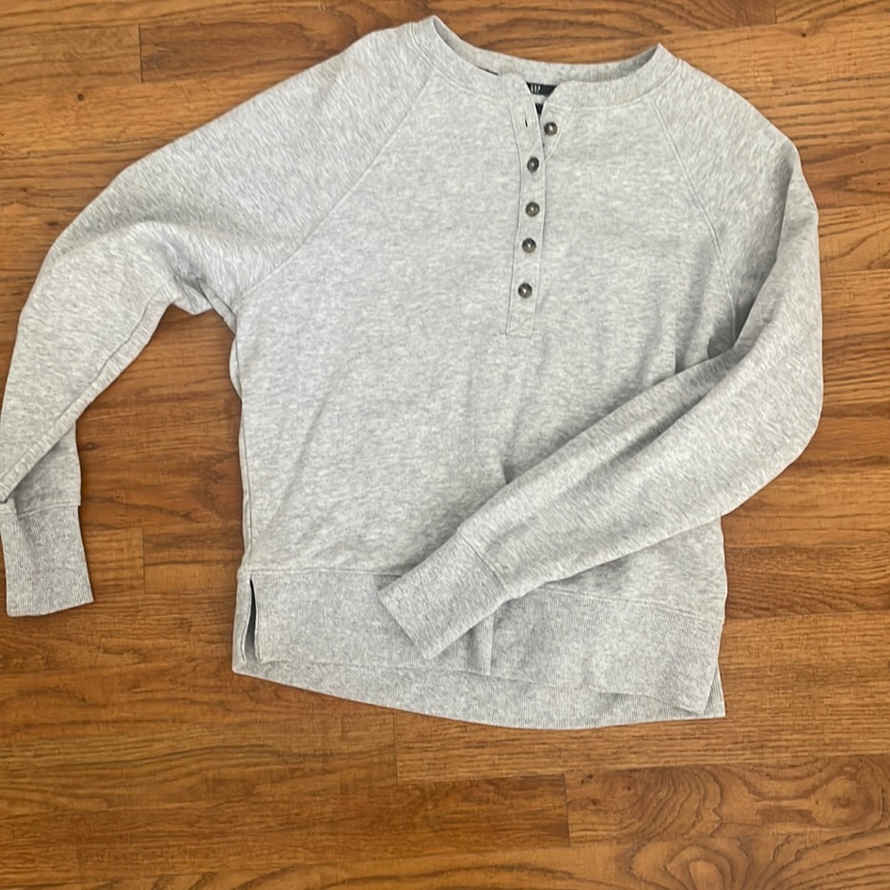 Gap Crew Neck Sweater